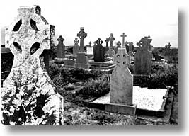 images/Europe/Scotland/BW/grave-b.jpg