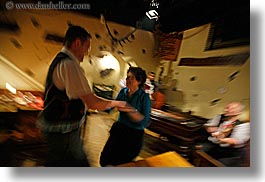 images/Europe/Slovakia/GypsyMusic/couple-dancing-5.jpg