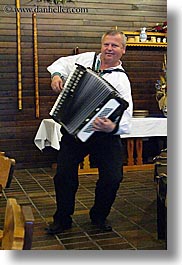 images/Europe/Slovakia/SlovakianDance/accordion-player-dancing.jpg
