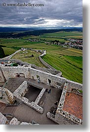 images/Europe/Slovakia/SpisCastle/down-view-on-castle-2.jpg