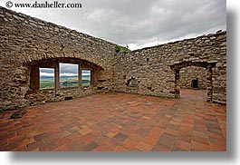 images/Europe/Slovakia/SpisCastle/stone-wall-n-terracotta-tile-floor.jpg