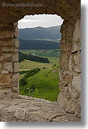 images/Europe/Slovakia/SpisCastle/viewing-town-thru-stone-window-1.jpg
