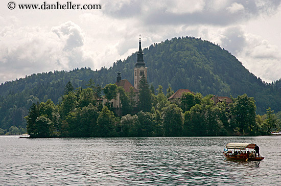 boats-n-church-5.jpg