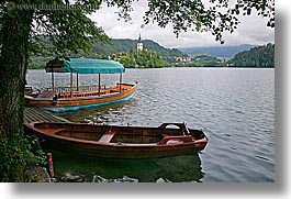 images/Europe/Slovenia/Bled/Boats/covered-boats-2.jpg