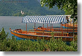 images/Europe/Slovenia/Bled/Boats/covered-boats-7.jpg