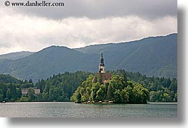 images/Europe/Slovenia/Bled/Church/church-island-2.jpg