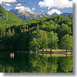 images/Europe/Slovenia/Bohinj/Lake/lake-canoe-fishermen-12-sq.jpg