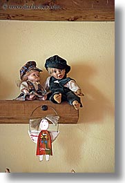 images/Europe/Slovenia/Dreznica/slovenian-dolls-1.jpg