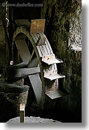 images/Europe/Slovenia/Krupa/antique-water-wheel.jpg