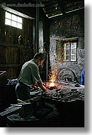 images/Europe/Slovenia/Krupa/making-iron-nails-1.jpg