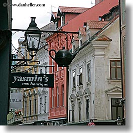 images/Europe/Slovenia/Ljubljana/Art/street-_lamp-n-teapot-1.jpg