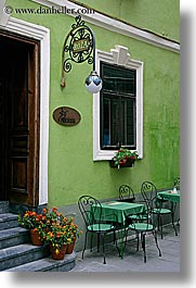 images/Europe/Slovenia/Ljubljana/DoorsWindows/green-cafe-wall-n-flowers.jpg