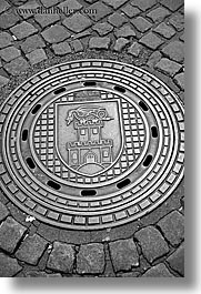 images/Europe/Slovenia/Ljubljana/Misc/ljubljana-manhole-1.jpg