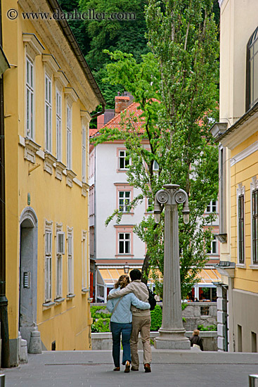 couple-walking.jpg