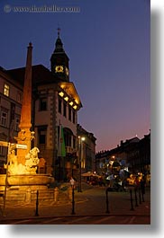 images/Europe/Slovenia/Ljubljana/Town/clock_tower-n-street-3.jpg