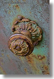 images/Europe/Slovenia/LogarskaDolina/Misc/iron-doorknob-2.jpg