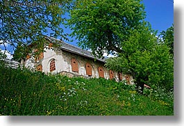 images/Europe/Slovenia/LogarskaDolina/Scenics/house-on-hill.jpg