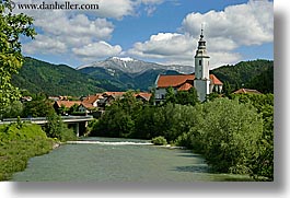 images/Europe/Slovenia/LogarskaDolina/Scenics/river-n-church.jpg