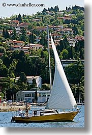 images/Europe/Slovenia/Pirano/Harbor/sailboat.jpg