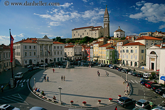 piazza-overview.jpg