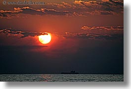 images/Europe/Slovenia/Pirano/Shoreline/red-sunset-n-ship-1.jpg