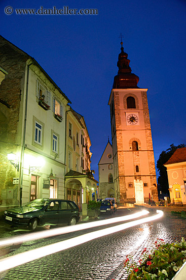 bell_tower-nite-car-streaks.jpg