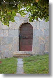 images/Europe/Slovenia/Scenics/Churches/arched-doorway.jpg