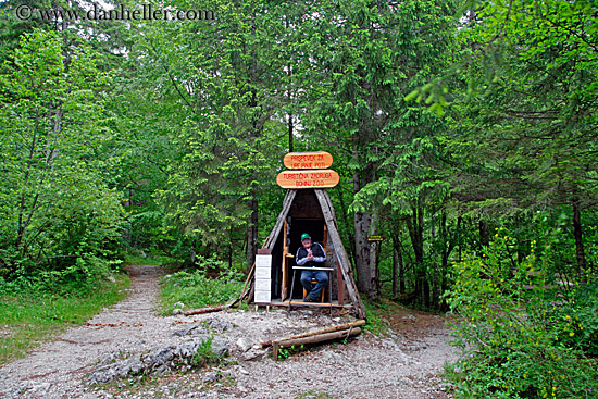 park-entrance-kiosk.jpg