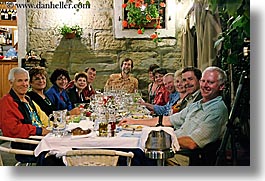 images/Europe/Slovenia/WT-Group/Group/group-dinner-2.jpg