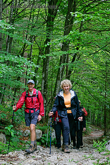 jack-n-jenna-hiking.jpg