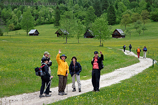 trail-hikers.jpg