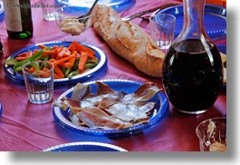 images/Europe/Spain/AiguestortesHike1/wine-n-picnic-food.jpg