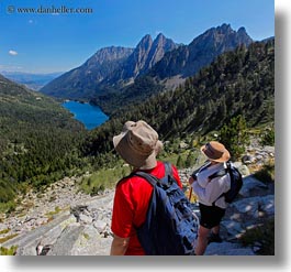 images/Europe/Spain/AiguestortesHike2/hikers-n-lake-04.jpg