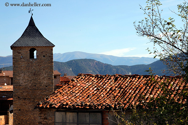 church-belfry-houses-n-mtns-08.jpg