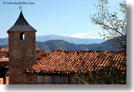 images/Europe/Spain/Ansovell/church-belfry-houses-n-mtns-08.jpg