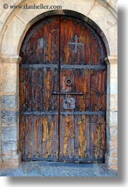 images/Europe/Spain/Ansovell/church-door-archway-02.jpg