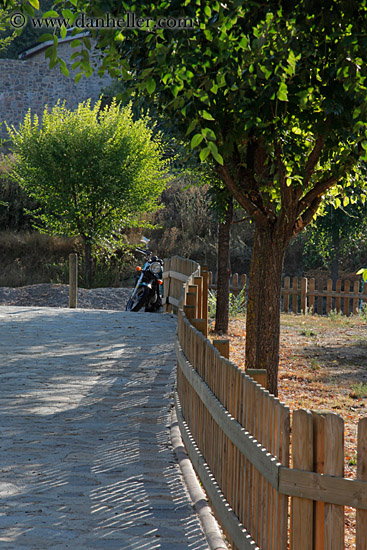 picket-fence-n-motorcycle-02.jpg