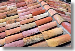 images/Europe/Spain/Ansovell/terra-cotta-tile-roof-02.jpg