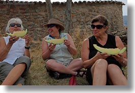 images/Europe/Spain/Ansovell/women-n-melons-03.jpg