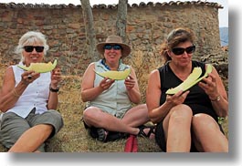 images/Europe/Spain/Ansovell/women-n-melons-05.jpg