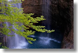 images/Europe/Spain/Ordesa/waterfall-n-tree-branch-05.jpg