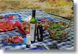 images/Europe/Spain/Siresa/picnic.jpg