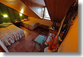 images/Europe/Spain/Torla/HotelVillaDeTorla/hotel-bedroom-04.jpg