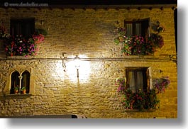 images/Europe/Spain/Torla/night-flowers-windows-03.jpg