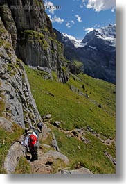 images/Europe/Switzerland/Kandersteg/LakeOeschinensee/hiking-by-mtns-05.jpg