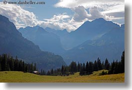 images/Europe/Switzerland/Kandersteg/LakeOeschinensee/mountains-n-grassy-landscape-09.jpg
