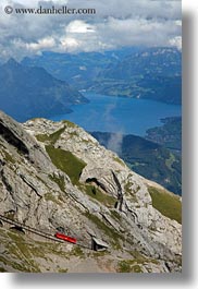 images/Europe/Switzerland/Lucerne/MtPilatus/red-train-tram-n-lakeview-02.jpg