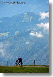images/Europe/Switzerland/Lucerne/MtRigi/bicycle-rider-n-mtns.jpg