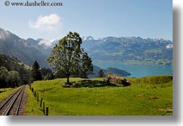 images/Europe/Switzerland/Lucerne/MtRigi/railroad-tracks-n-mtns-01.jpg