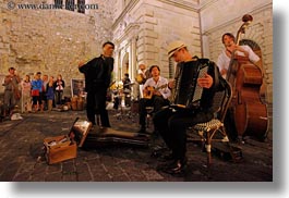 images/Europe/Switzerland/Lucerne/People/musician-quartet-03.jpg